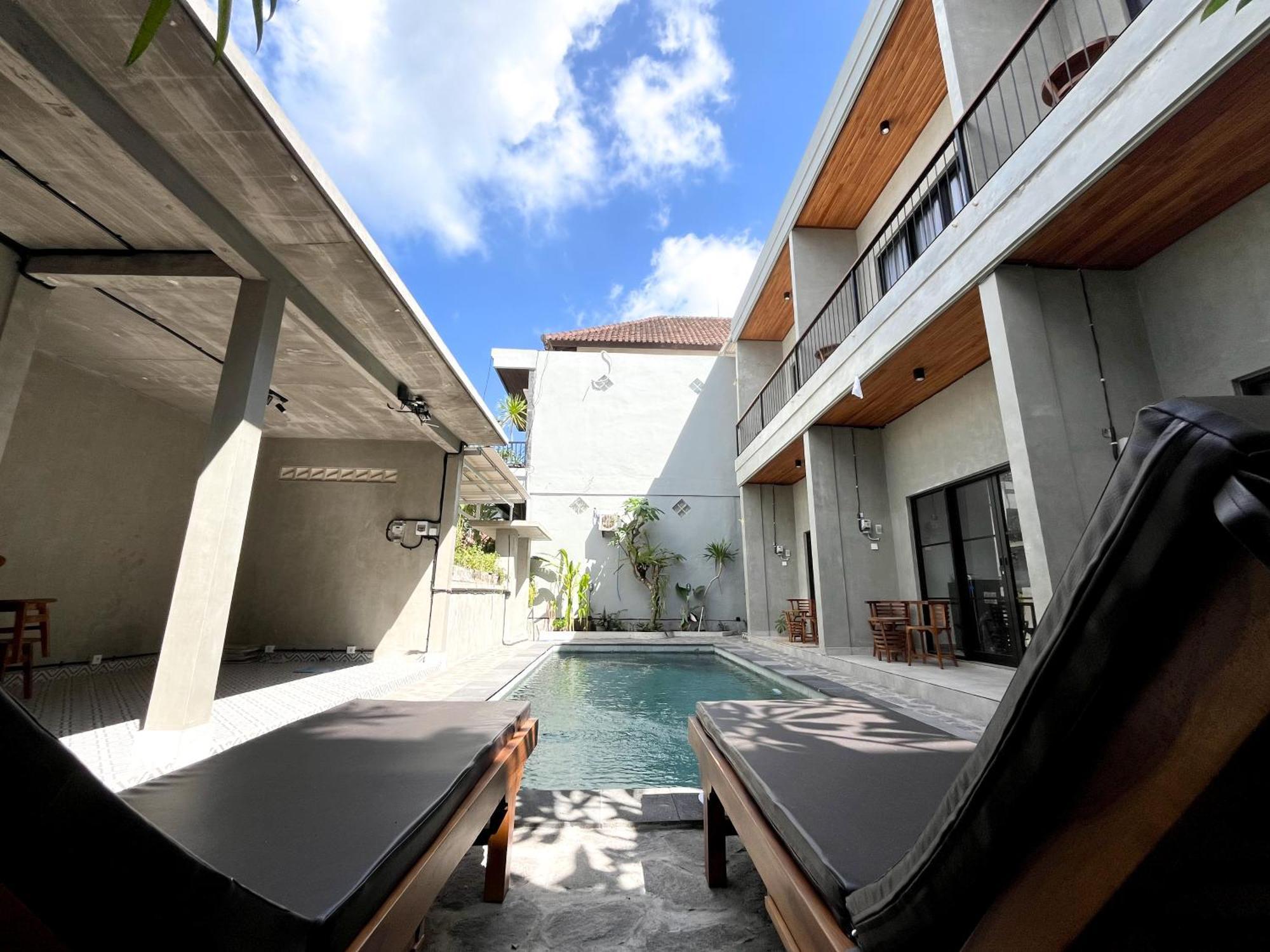 Adi Surya Guest House Seminyak Eksteriør bilde